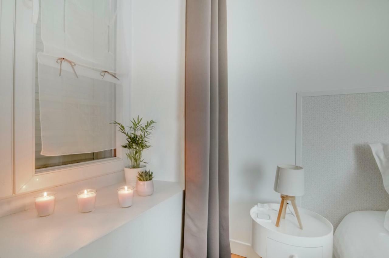 Maison Qui s'y frotte s'y pique Robert-Espagne Extérieur photo