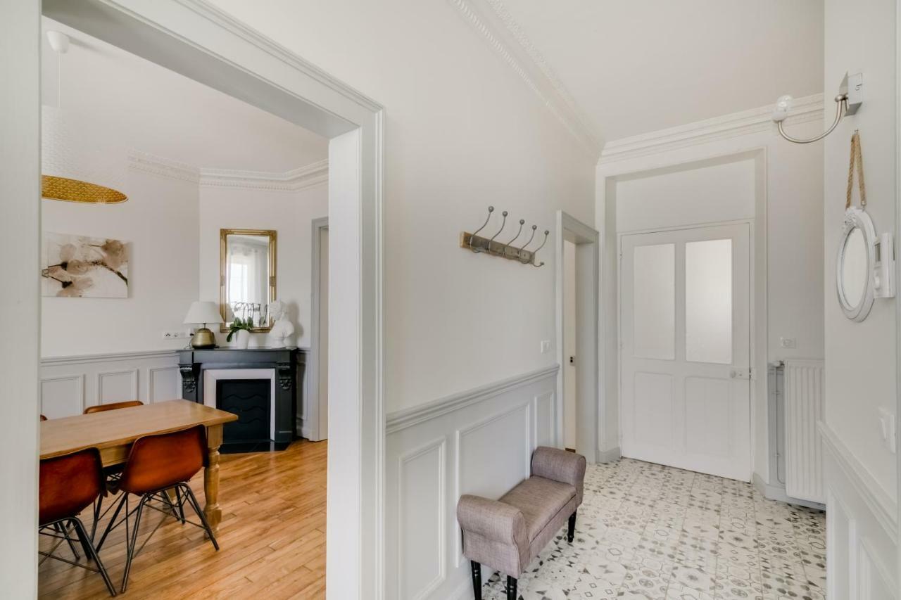 Maison Qui s'y frotte s'y pique Robert-Espagne Extérieur photo
