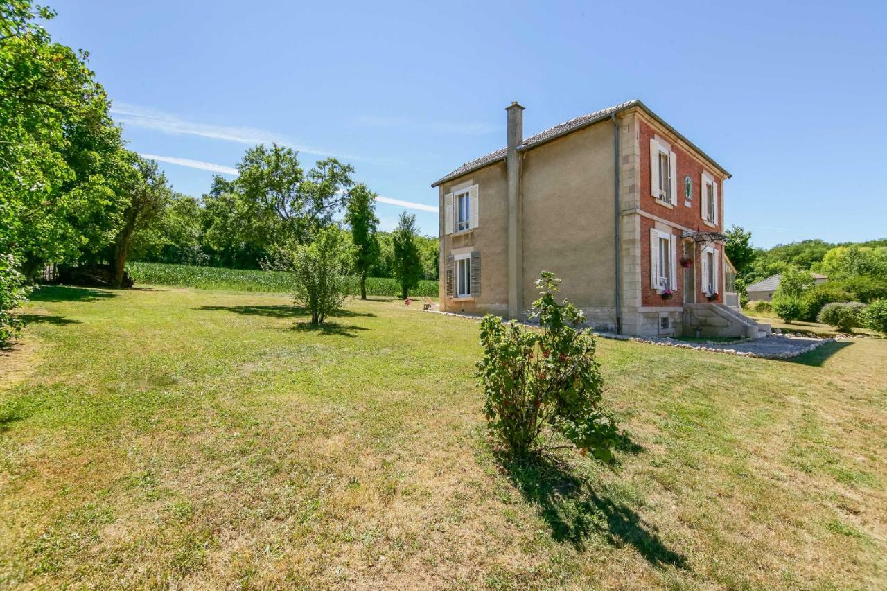 Maison Qui s'y frotte s'y pique Robert-Espagne Extérieur photo