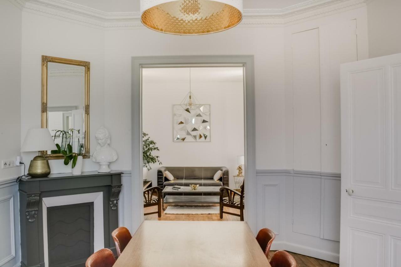 Maison Qui s'y frotte s'y pique Robert-Espagne Extérieur photo